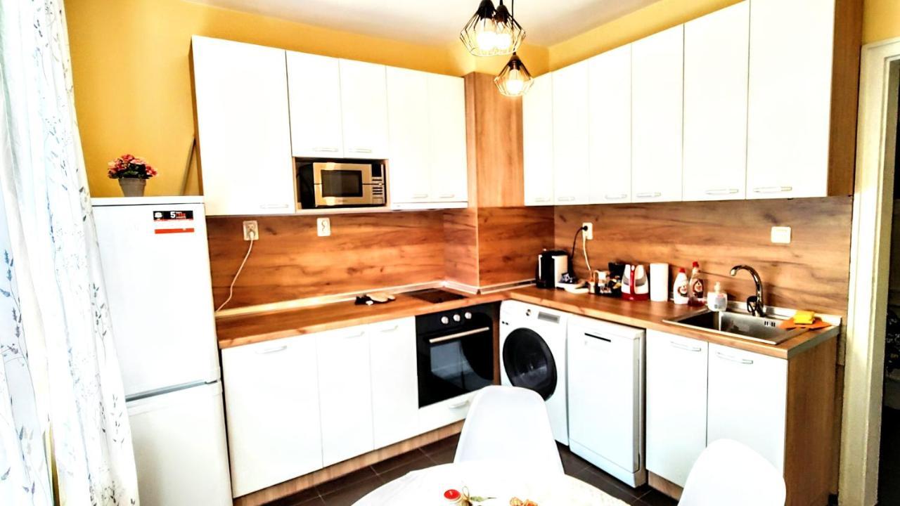 Apartamento Mimi's Place/ уют в центъра на софия Sofía